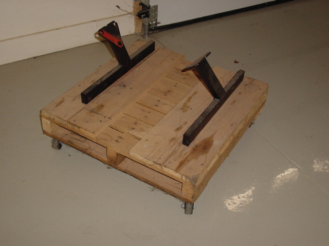 47693442d1332965190 home made wooden engine stand engpallet