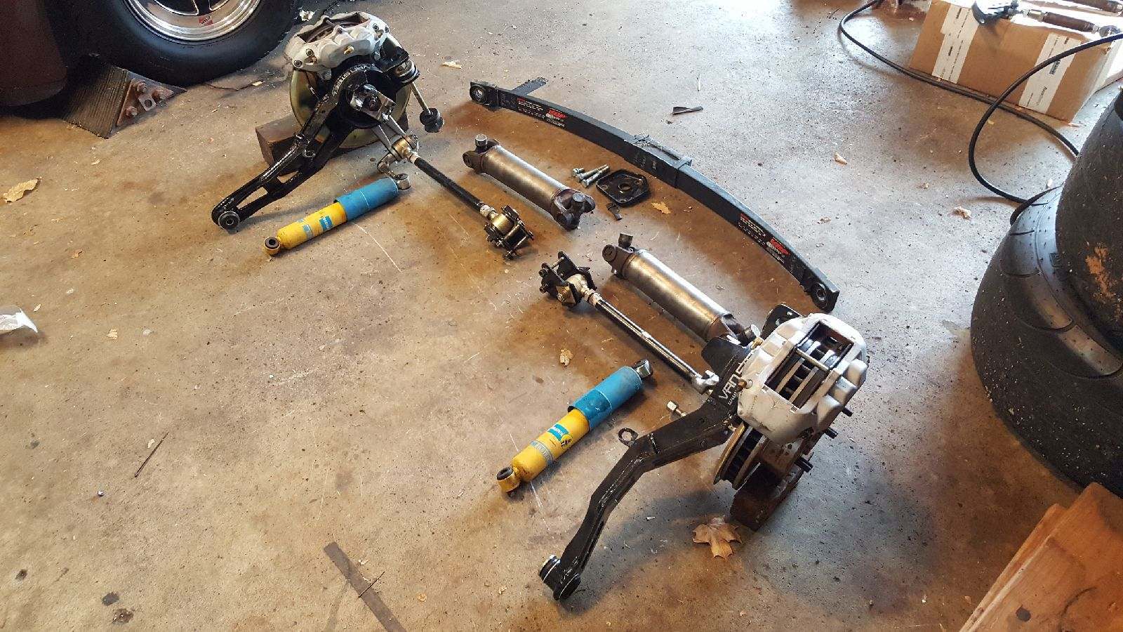 FS (For Sale) C3 Corvette rear suspension parts **less than 1k miles