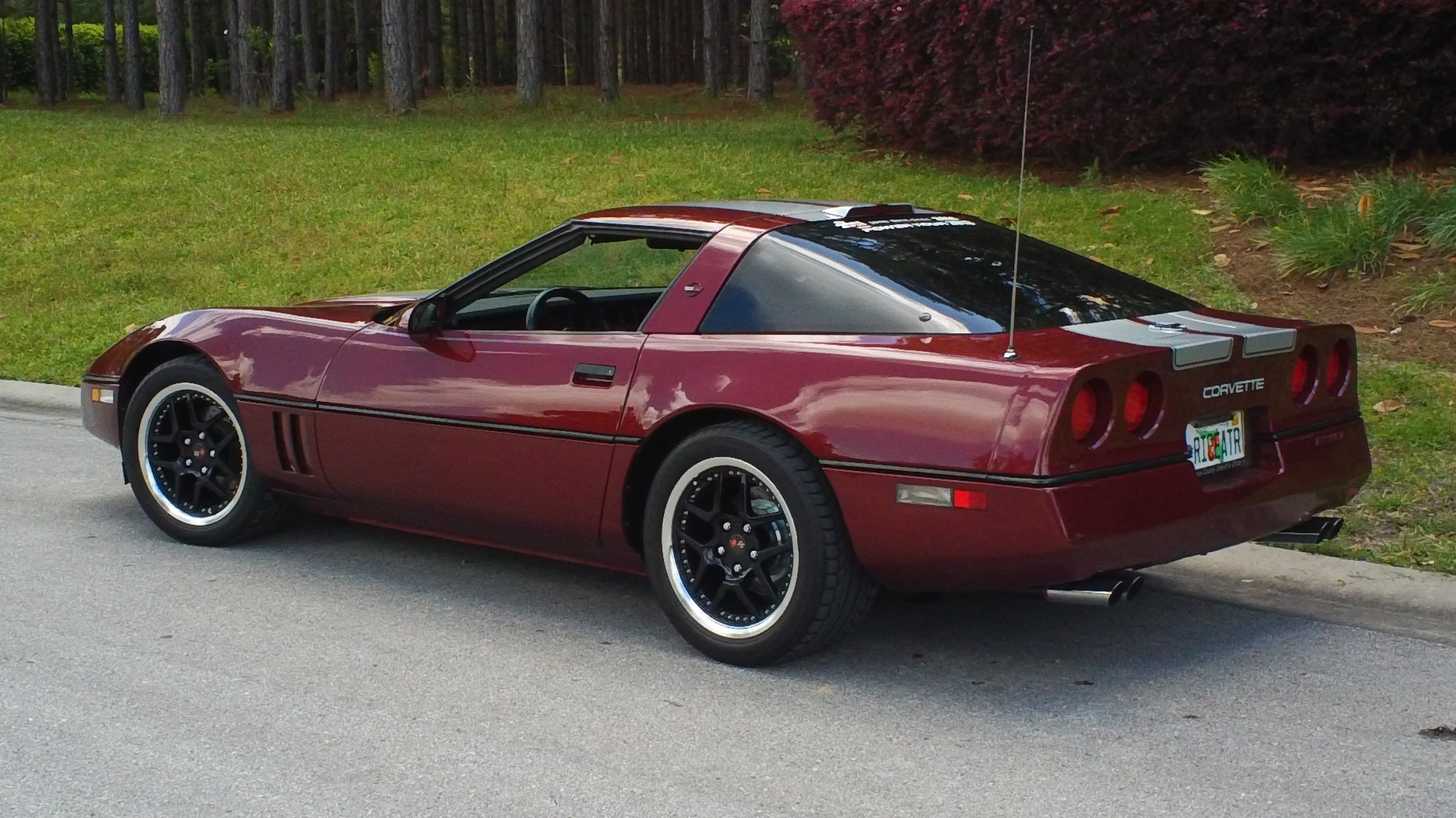 Custom Corvette C4 - Vinnie Bowers