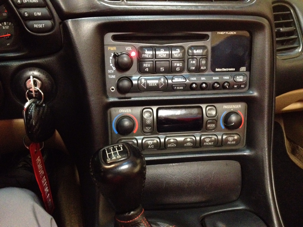 c5 corvette radio aux input