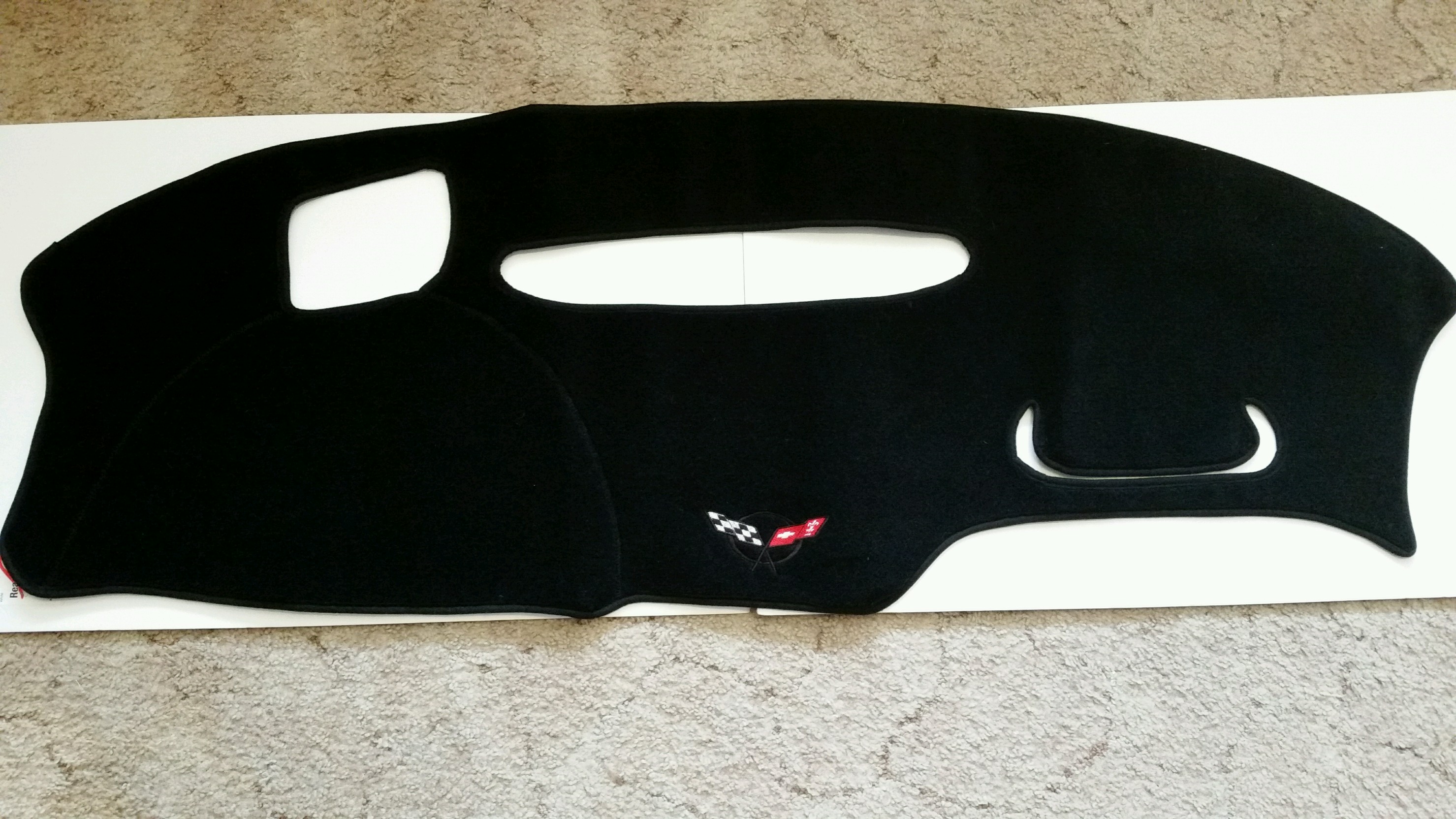 https://www.corvetteforum.com/forums/attachments/c5-parts-for-sale-wanted/47986111d1464546797-fs-coverking-custom-tailored-dashboard-cover-hud-c5-dash-pad.jpg