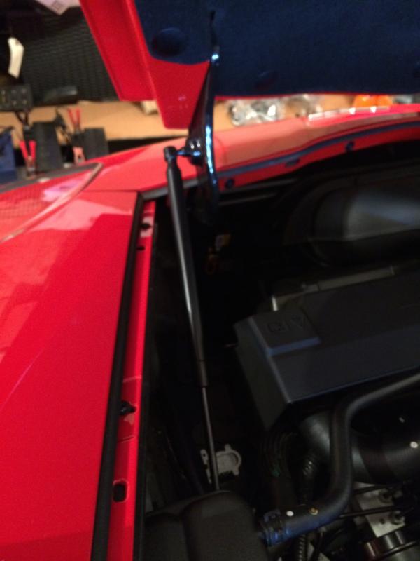 c5 corvette hood struts