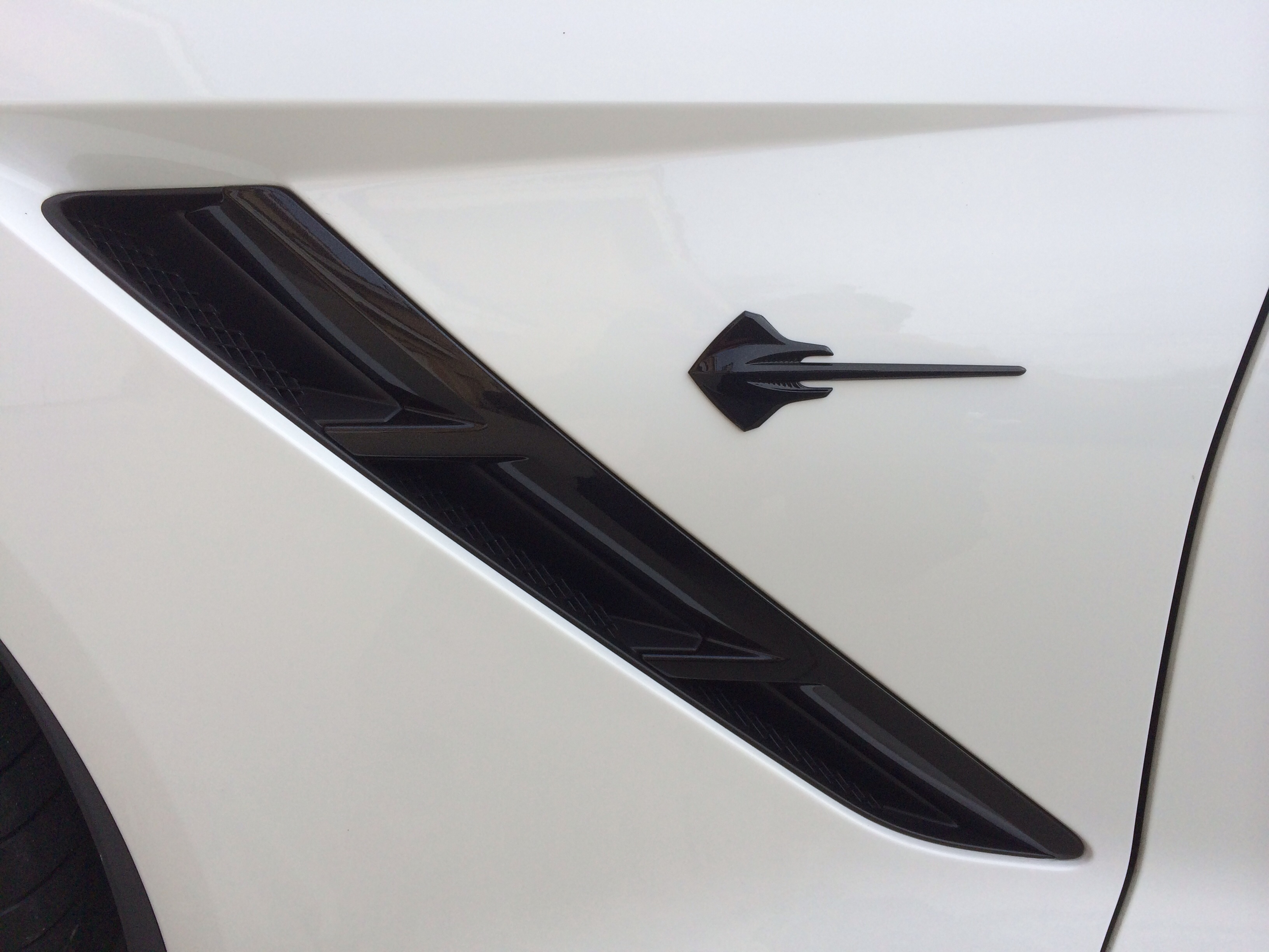 Removing the side Stingray emblem - CorvetteForum - Chevrolet Corvette ...