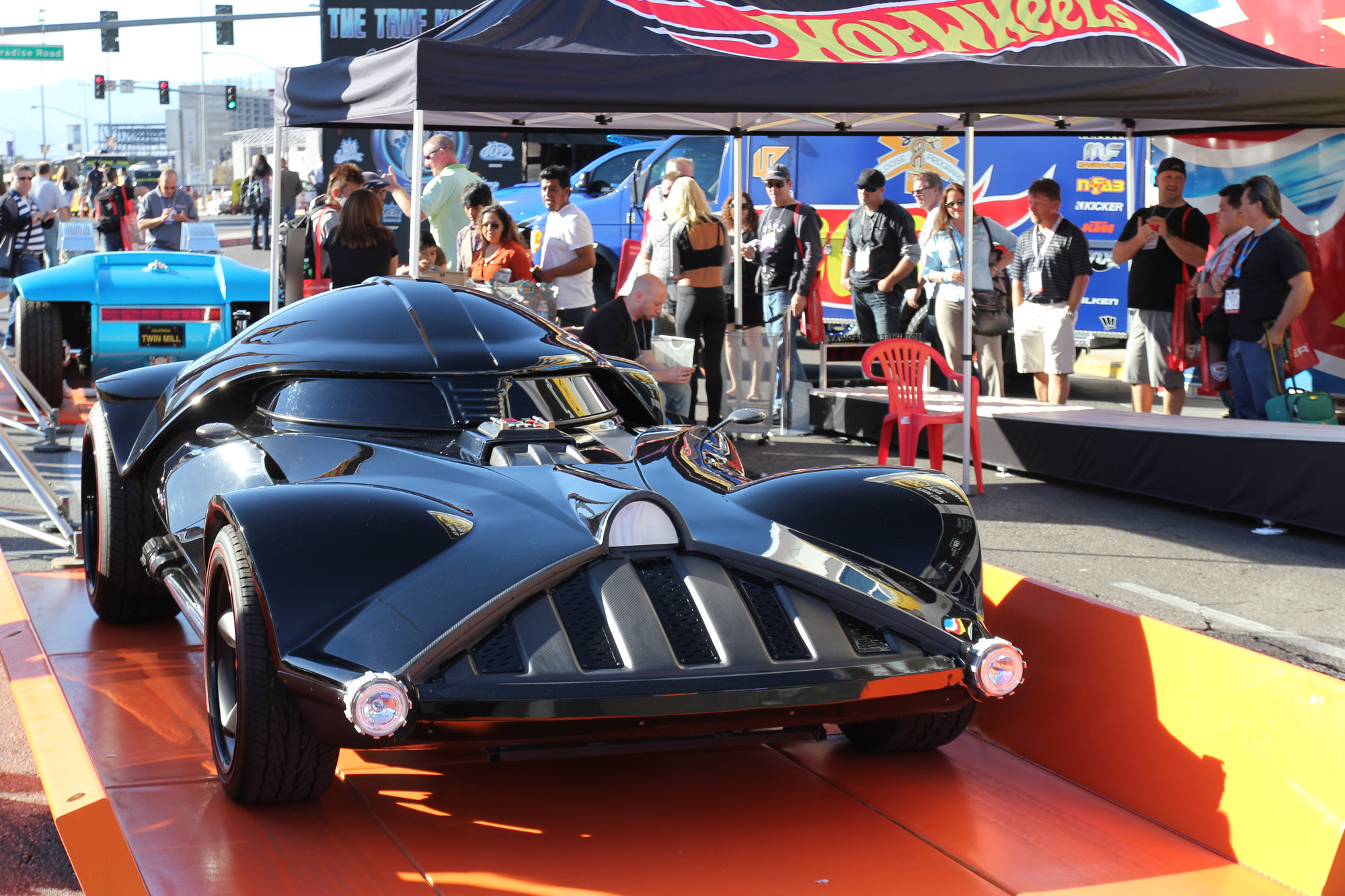 Darth-Vader-Corvette-C5-SEMA-2014-2.jpg