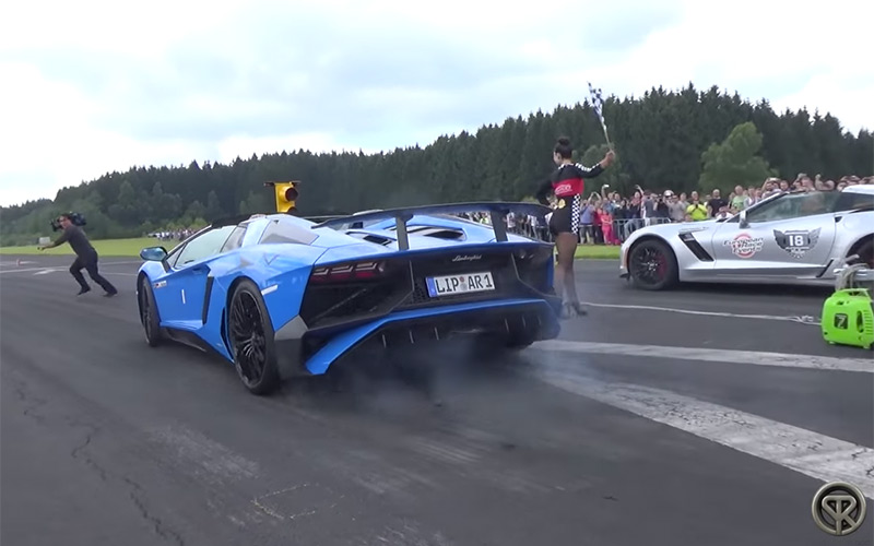 aventador_cameraman