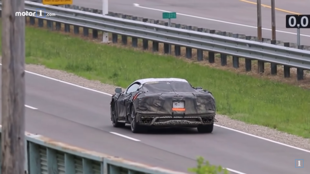 C8 Spied mid-engine Zora