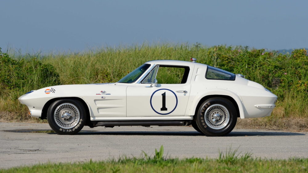 1963 Corvette Z06 Gulf One race car (Mecum)