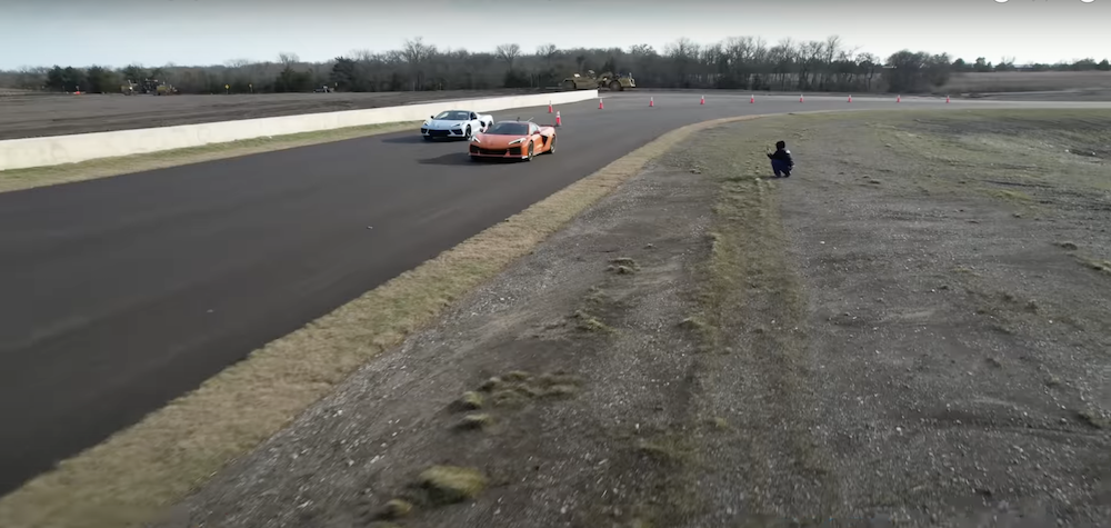 C8 Z06 vs C8 Stingray Drag Race